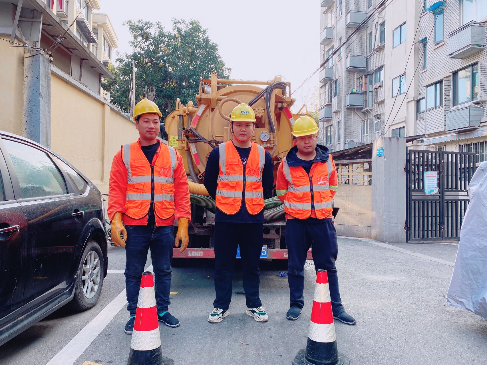 阳光嘉园南京某小区管道清淤检测施工